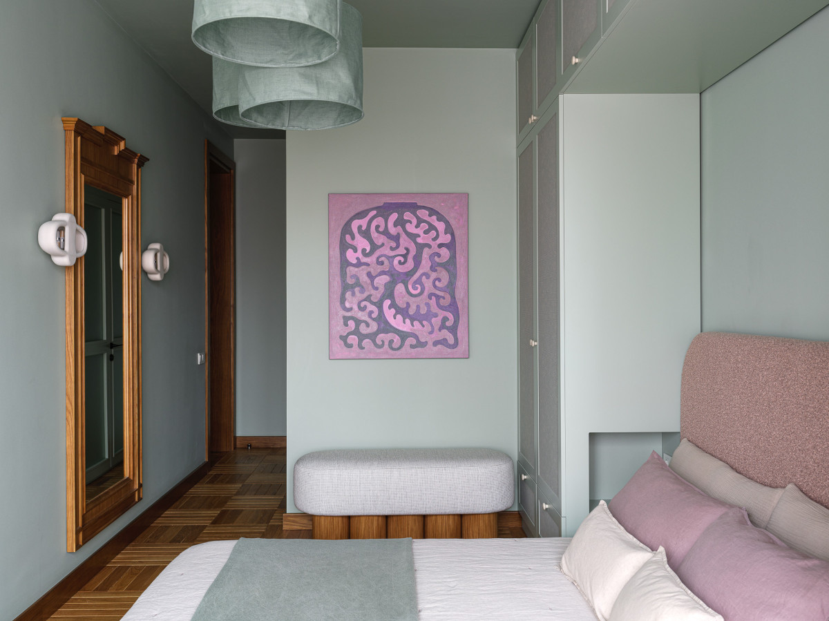 sypialnia w kolorze liliowym